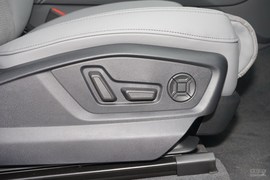 2019款奥迪Q8