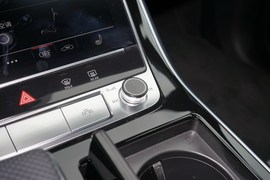 2019款奥迪Q8