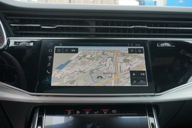 2019款奥迪Q8
