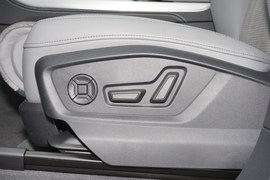 2019款奥迪Q8