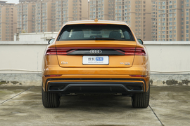 2019款奥迪Q8