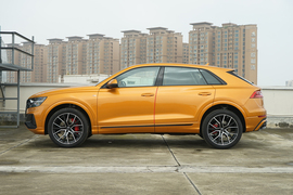 2019款奥迪Q8
