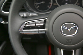 2020款马自达昂克赛拉三厢