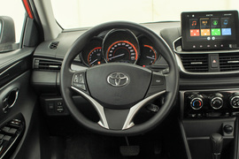 2020款丰田YARiS