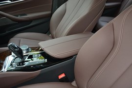 2019款宝马525Li