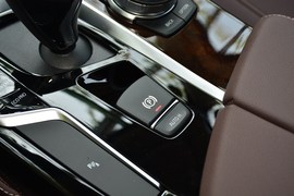 2019款宝马525Li