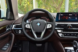 2019款宝马525Li