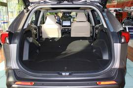 2020款丰田RAV4荣放