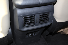 2020款丰田RAV4荣放