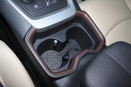 2020款丰田RAV4荣放