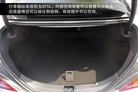 2014款奔驰CLA260实拍解析