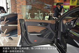 2014款奔驰CLA260实拍解析
