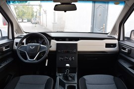 2019款五菱宏光PLUS