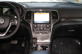 2019款Jeep大切诺基