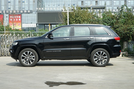 2019款Jeep大切诺基