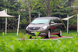 新车图解2014款别克GL8