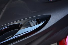 2020款丰田YARiS