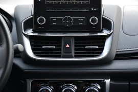 2020款丰田YARiS