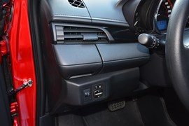 2020款丰田YARiS