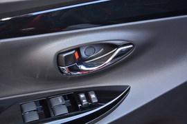 2020款丰田YARiS