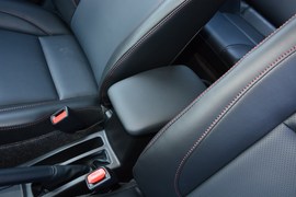 2020款丰田YARiS