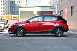 2020款丰田YARiS