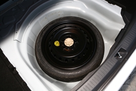 2019款丰田卡罗拉