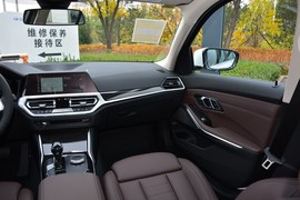 2020款宝马325Li