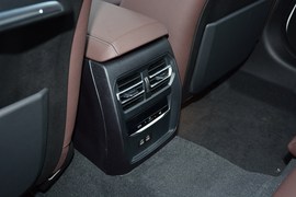 2020款宝马325Li