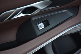 2020款宝马325Li