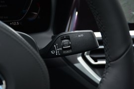 2020款宝马325Li