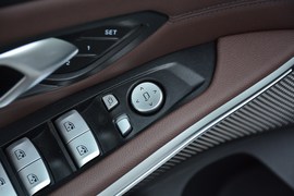 2020款宝马325Li