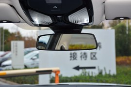 2020款宝马325Li