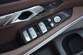 2020款宝马325Li