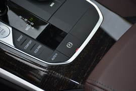 2020款宝马325Li