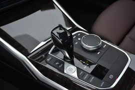 2020款宝马325Li