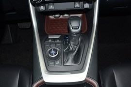 2020款丰田RAV4荣放
