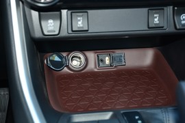 2020款丰田RAV4荣放
