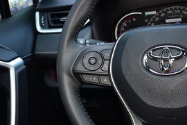 2020款丰田RAV4荣放