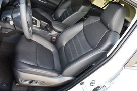2020款丰田RAV4荣放
