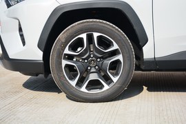 2020款丰田RAV4荣放