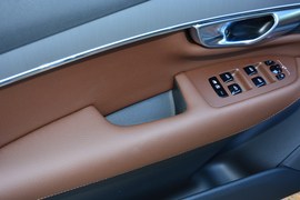 2020款沃尔沃XC90