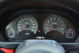 2019款宝马M4