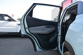 2020款新宝骏RS-3