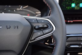2020款新宝骏RS-3