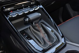 2020款新宝骏RS-3