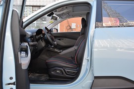 2020款新宝骏RS-3