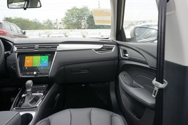 2020款荣威i5