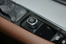 2020款沃尔沃XC90