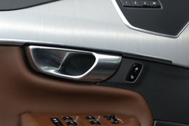 2020款沃尔沃XC90